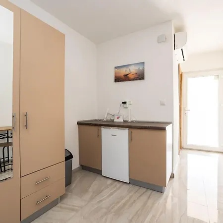 Guest Gouse Stipanovi Dvori - One Bedroom 1 * Benkovac