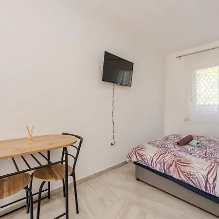 Guest Gouse Stipanovi Dvori - One Bedroom 1 * Benkovac